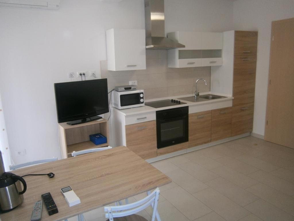 Lovely 400m From The Sea