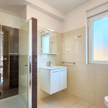 Lovely Fazana Apartments 400M From The Sea Exterior photo