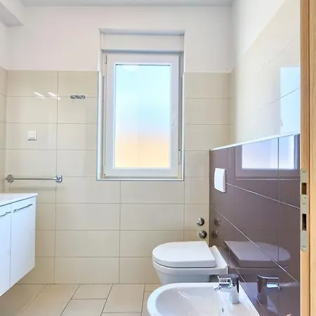 Lovely Fazana Apartments 400M From The Sea Exterior photo