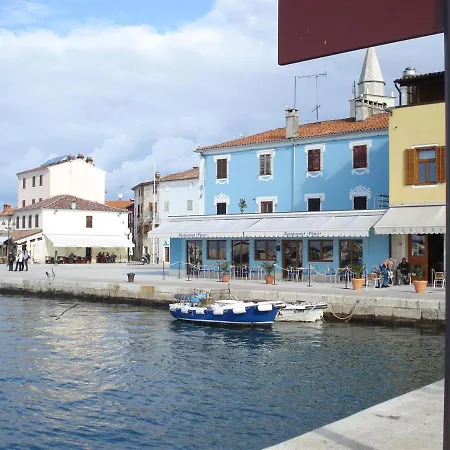 Lovely Fazana Apartments 400M From The Sea Exterior photo